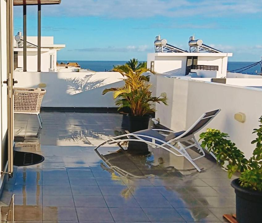 Carré d'or v luxury 4bed duplex with private pool&rooftop sea view flic-en-flac, Mauritius 20mins walk to beach, bar, restaurants&amenities Esterno foto